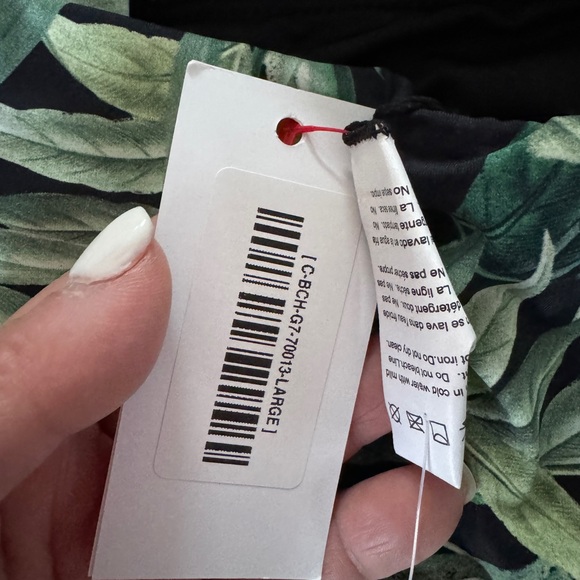 Swimsuit - Picture 5 of 8